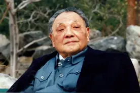 1991年苏联解体，全世界都在等中国崩溃，邓公是如何力挽狂澜的？图片