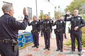 美国警察的Sworn Officer和Civilian Employee有什么区别？图片