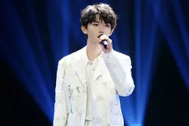 马嘉祺后援会小号被封！人民网点评：组织粉丝借贷集资是违法行为图片