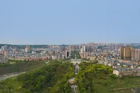 四川首个全面融入重庆的城市，大量人员在重庆购房、上学、工作图片
