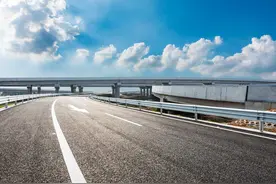 元旦假期，四川高速公路禁止这些车辆通行图片