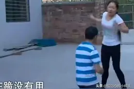 丈夫把前妻送去坐牢，今患癌症即将离世，跪求前妻抚养女儿遭拒绝图片