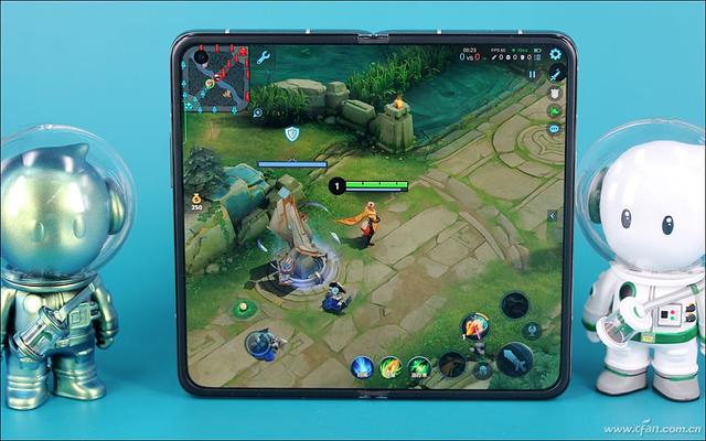 OPPO Find N评测：自由悬停 折叠屏手机的搅局者