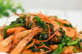 为男人特制的一道菜，韭菜与大虾的完美搭配，美食推荐官图片