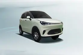 特鲁夫M2老年代步车测评：配置豪华，高等级安全防护，带冷暖空调图片