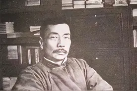 民国时期，鲁迅每月工资是360块大洋，放到今天算什么收入水平？图片