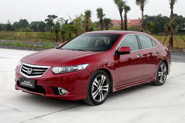 从一无所有到百家争鸣 中型轿车在中国市场发展编年史