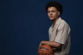 魔术用状元签选中保罗-班凯罗图片