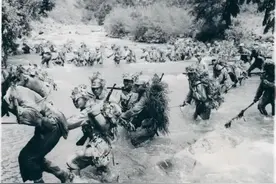 为了帮助这个国家，十万中国将士埋骨异乡，后来烈士坟墓却被夷平图片