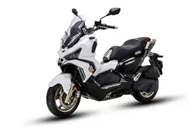 走街串巷跑山约会的不二之选，三阳哈士奇150ADV图片