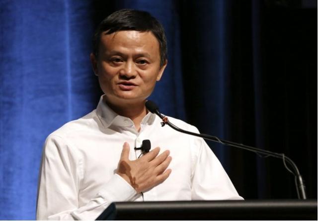 马云在忙什么2021年,"退休"的马云再次现身,即使身居乡野仍然能影响