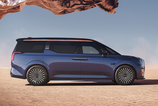 ��10���³����˽����