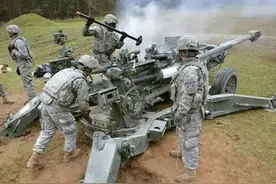 美国装备志——M777超轻型榴弹炮图片