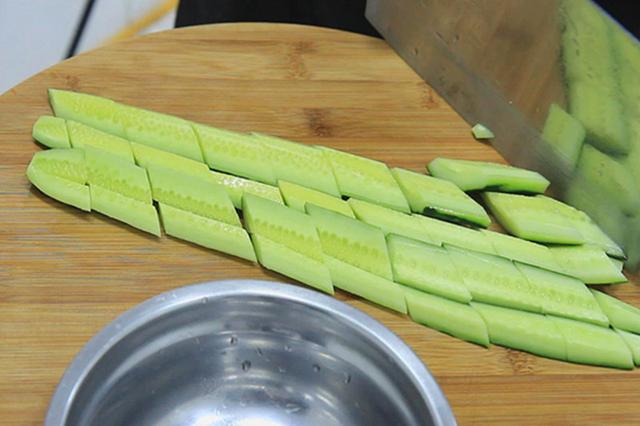 “七月中、腊月半，老人过得心胆颤”，为啥？这6种食物或可缓解