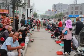 再过一周，知了猴就要上市，震撼的场面，将在徐州和济宁发生图片