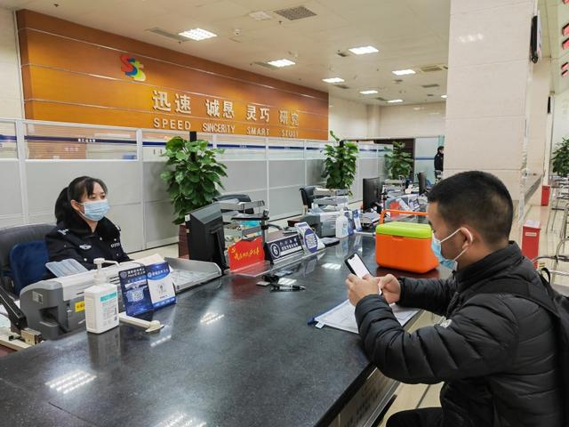 上牌换牌就地办理 温江车牌制作领取点启用