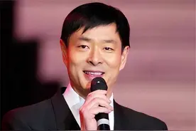 濮存昕：家人相继离世，如今70岁的我不敢老去，还要照顾老母亲图片