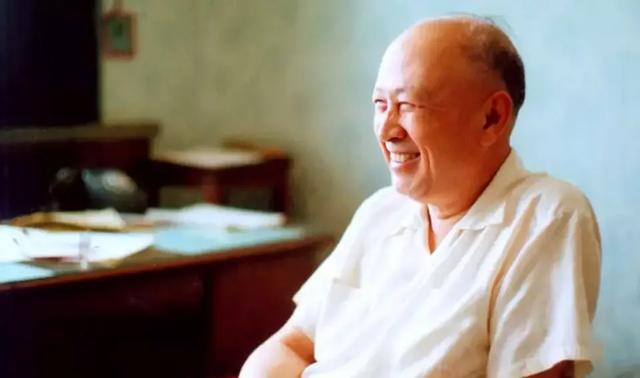 物理天才尹希入美籍:祖国确实培养了我,但美国再乱我也不回来