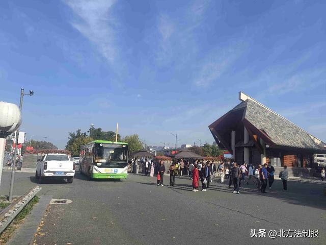 3天涌入超12万人！净月潭双节假期人气爆棚