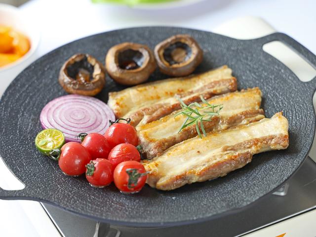 烤肉蘸料湿料怎么做（烤肉容易）