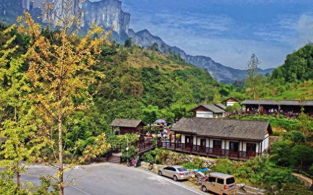 恩施旅游攻略(去恩施玩是自由行还是跟团)