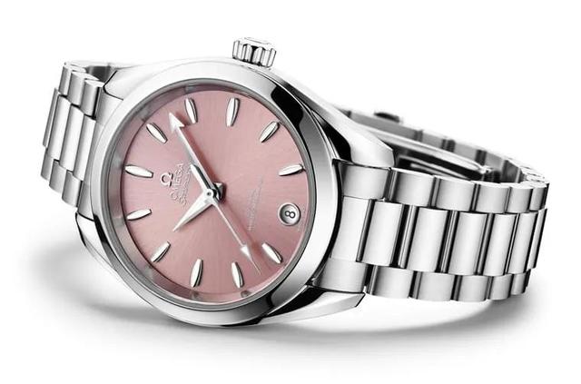 5���λ�ķۺ�ɫ���䣬ŷ���Ѻ��������ɺ�®��ŵ�Ŷ��Ա�