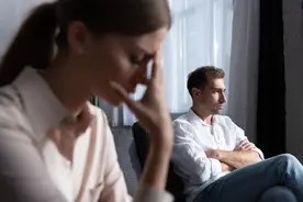 男女之间会有误会，说白了只有一个原因，但要彻底解决很难图片