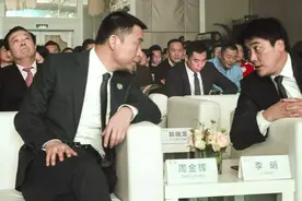 国安为何沦落为三无球队？运营混乱内耗严重，周金辉默许李明胡来图片