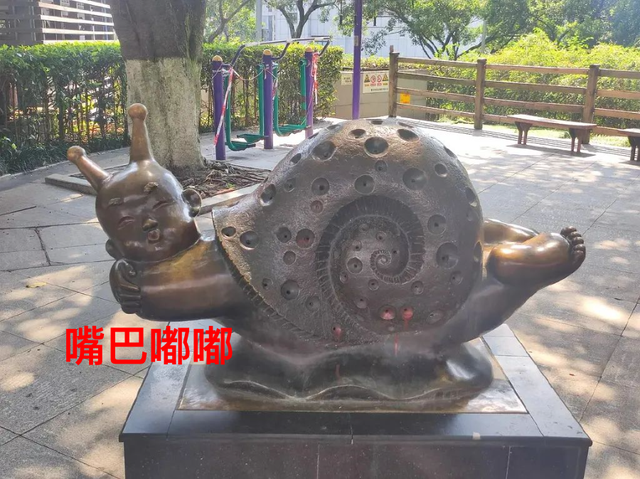 中国台湾一儿童乐园被评“像墓地”，家长吐槽：丑到我汗毛倒立
