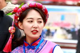 东乡族具备蒙古的奔放、中亚人的热情、汉族的含蓄、藏族的豪迈。图片