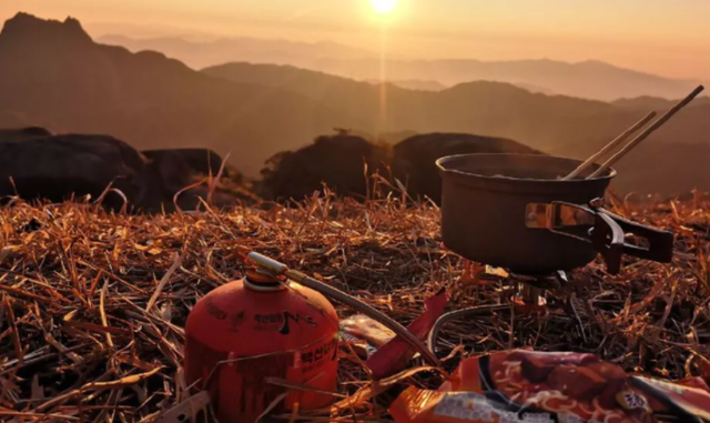 荒野求生挑战赛之后，我们都想想看看能在户外活几天