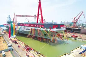 中国建造航母花钱太多？未来20年还得造几艘，让美国不敢轻易言战图片