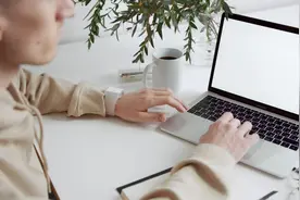 电脑文件误删急救指南：三个方法帮你轻松恢复被删除的文件图片