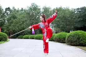 如何学好太极剑？一文讲清楚了！图片