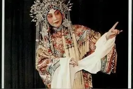中国五大戏曲曲种及建国后的代表人物图片
