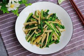 它是“天然起阳草”，现大量上市，每周吃2次，鲜嫩清脆特解馋图片
