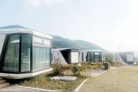 五台山风景名胜区台怀镇光明寺村：房车营地成为网红打卡地图片