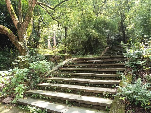 衢州柯山宝岩寺记