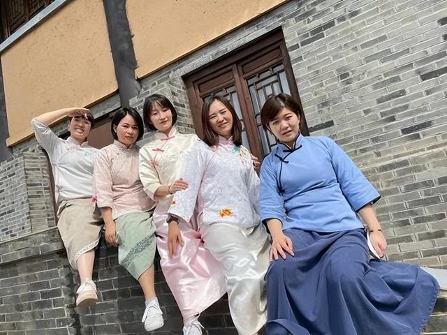 ��ÿ�ҽ���Ž��ʢ�������������õ�����ܽ�