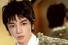 娱乐圈的“歪风邪气”，被自封为神的华晨宇展现的淋漓尽致！图片