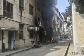 “油垢”是引发火灾的“帮凶”？这个安全隐患，请自查！图片