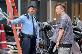 43岁谢霆锋对比43岁陈冠希，骨相老去和皮相老去的差距一目了然图片