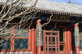 故宫中的珍妃井，连孩子都塞不进去，珍妃是如何被投进去的？图片