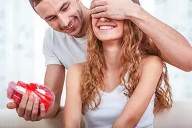 女儿，千万别结婚！一位老爸眼中的极简人类婚姻史图片