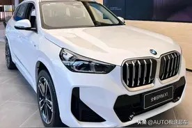 落地26万！2.0T+8AT，全新宝马X1“扛不住了”，竞争新款奥迪Q3图片