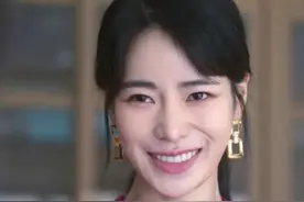 不开玩笑，宋慧乔这次真没她火图片