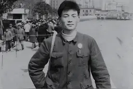 中国最后一名知青：滞留北大荒41年，41年后战友来找他：跟我回京图片