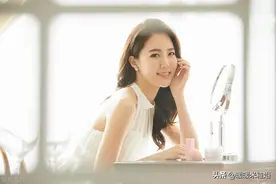 五十岁以后，命好的女性脸上都有三个特征，这不是迷信是现实图片