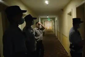 德州：“我怀疑有人控制了我的手机！”图片