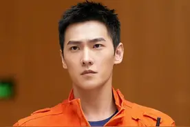杨洋连删两条差评破大防！演技拉胯又不听劝，风评猛跌官方也发声图片
